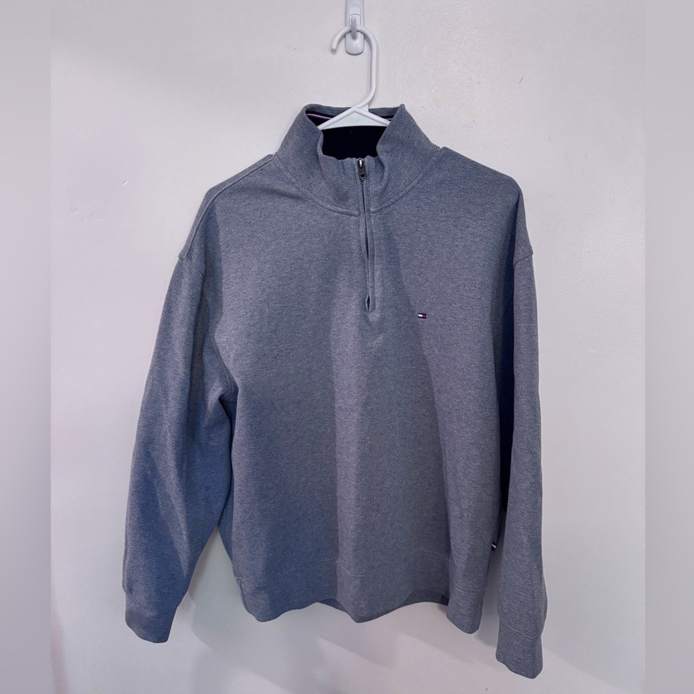Tommy Hilfiger 3/4 Zip Sweater. Like New. Mens Med. Color Gray.